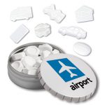 Die Drück mich Dose maxi ist gefüllt mit Pfefferminz in verschiedenen Standardformen. Zum Beispiel Auto, LKW, Schraubenmutter, Hundeknochen, Haus, Smartphone und viele mehr. Jede Drück mich Dose maxi kann individuell bedruckt werden.