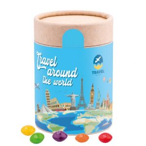 Runde Papierdose mit Süßigkeiten befüllt und mit Logo individuell bedruckt als Werbeartikel.