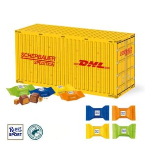 3D Adventskalender in LKW-Form mit Ritter Sport Schokowürfel gefüllt und mit Logo individuell bedruckt als Werbeartikel.