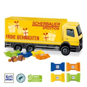3D Adventskalender in LKW-Form mit Ritter Sport Schokowürfel gefüllt und mit Logo individuell bedruckt als Werbeartikel.